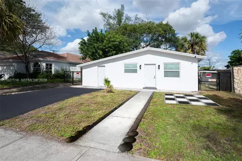 3017 NW 2nd St, Pompano Beach, FL 33069