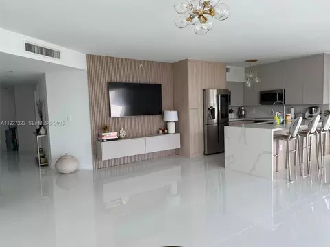 17555 Atlantic Blvd #1001, Sunny Isles Beach, FL 33160