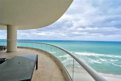 16047 Collins Ave #1604, Sunny Isles Beach, FL 33160