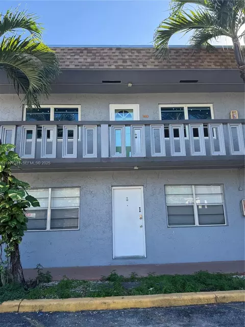 4717 SW 33rd Ave #202, Fort Lauderdale, FL 33312