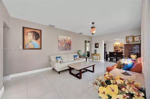 Other - 4110 W 7th Ln, Hialeah, FL 33012 photo 3 of 7
