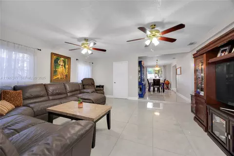 Living - 4110 W 7th Ln, Hialeah, FL 33012 photo 2 of 3