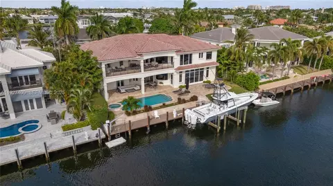 2320 NE 34th Ct, Lighthouse Point, FL 33064
