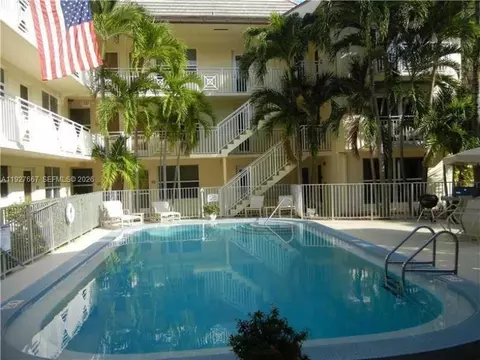 255 Sunrise Dr #103, Key Biscayne, FL 33149