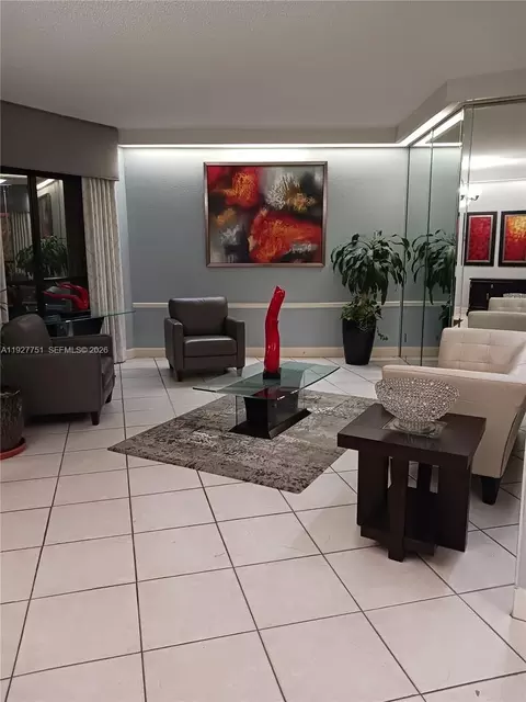 1000 Saint Charles Pl #L2, Pembroke Pines, FL 33026