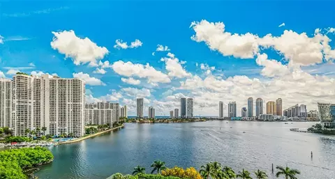 3370 Hidden Bay Dr #1207, Aventura, FL 33180