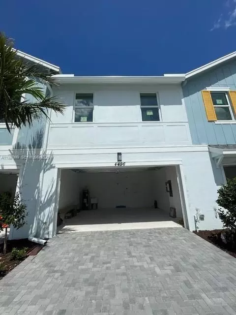 Undisclosed, Westlake, FL 33470
