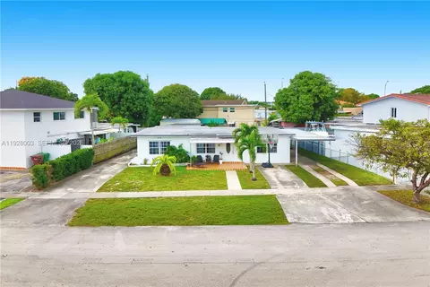 1540 E 8th Ct, Hialeah, FL 33010