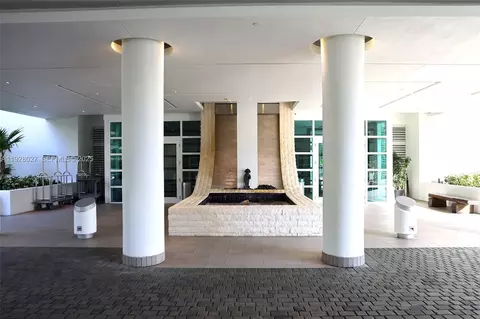 Other - 900 Brickell Key Blvd #2002, Miami, FL 33131 photo 11 of 14