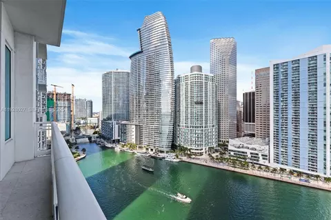 Other - 900 Brickell Key Blvd #2002, Miami, FL 33131 photo 2 of 14