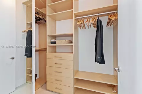 Other - 900 Brickell Key Blvd #2002, Miami, FL 33131 photo 3 of 14