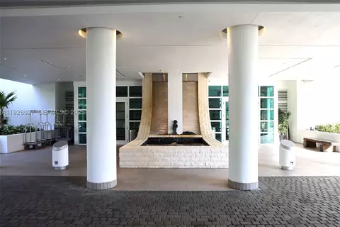 Other - 900 Brickell Key Blvd #2002, Miami, FL 33131 photo 11 of 14