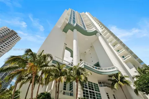 Other - 900 Brickell Key Blvd #2002, Miami, FL 33131 photo 9 of 14