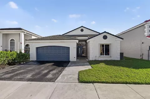 720 Rock Hill Ave, Davie, FL 33325
