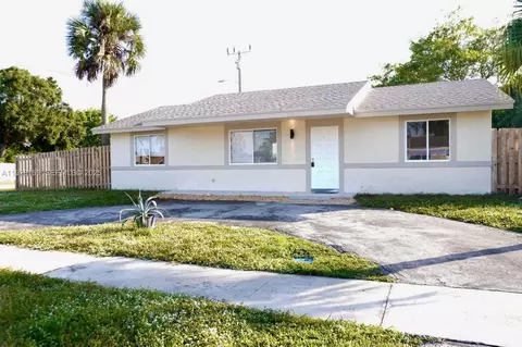 7800 SW 8th Ct, North Lauderdale, FL 33068