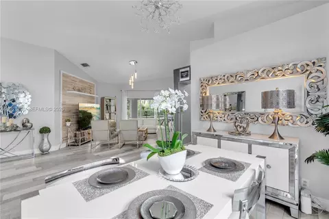 6471 NW 41st Ter, Coconut Creek, FL 33073