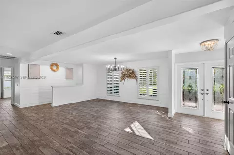 Living - 3804 SE Fairway E, Stuart, FL 34997 photo 2 of 3