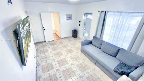 Other - 334 W 36th Ter, Hialeah, FL 33012 photo 2 of 6