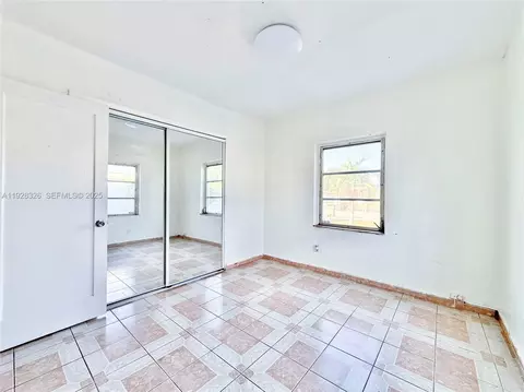 Bedroom - 334 W 36th Ter, Hialeah, FL 33012 photo 1 of 3