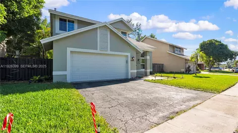 3256 NW 123rd Ter, Sunrise, FL 33323