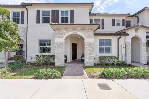 2358 NW 125th St, Miami, FL 33167