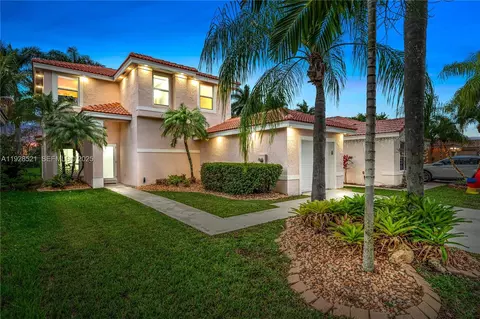 17676 SW 20th St, Miramar, FL 33029