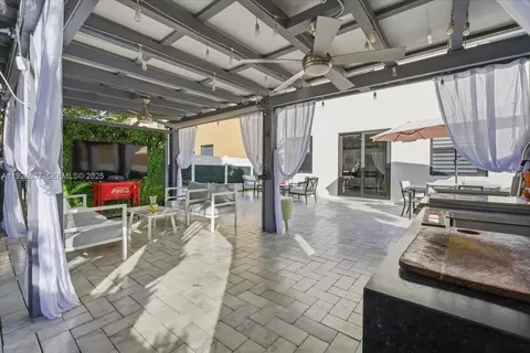 3522 W 86th Ter, Hialeah, FL 33018 photo 12