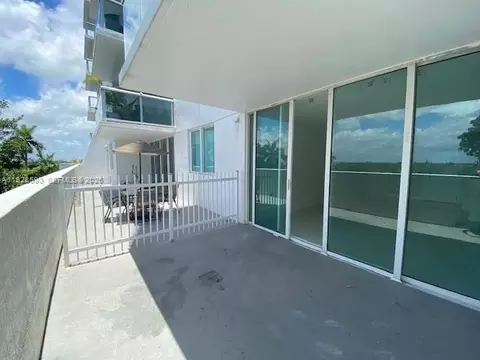 1861 NW S River Dr #702, Miami, FL 33125