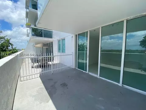1861 NW S River Dr #702, Miami, FL 33125