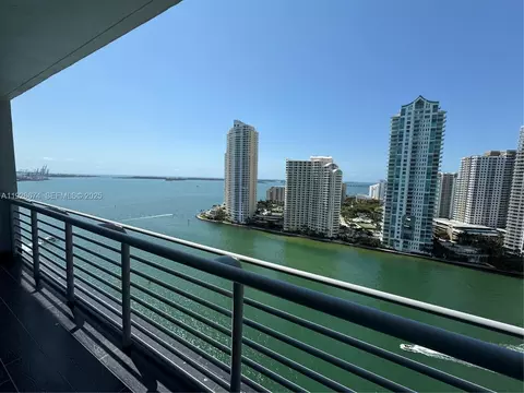 335 S Biscayne Blvd #2403, Miami, FL 33131