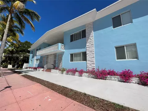 401 Collins Ave #21, Miami Beach, FL 33139