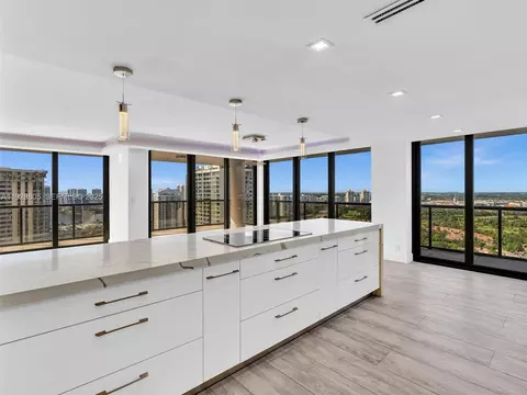 19667 Turnberry Way #27D, Aventura, FL 33180