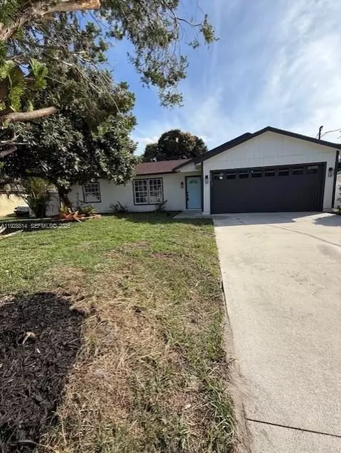 938 SW Durham Ter, Port Saint Lucie, FL 34953
