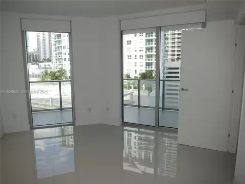 1300 Brickell Bay Dr #1110, Miami, FL 33131 photo 5