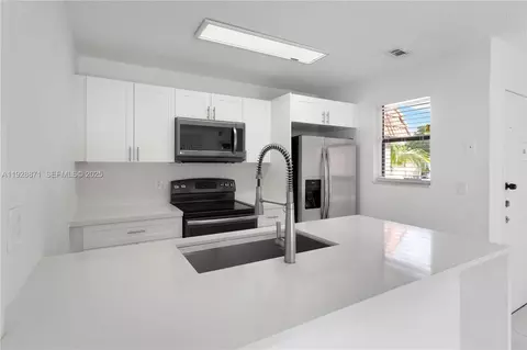 6580 W 27th Ct #58-21, Hialeah, FL 33016