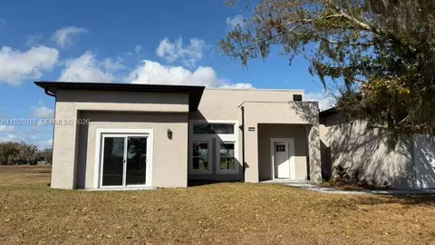 6805 Heavitree Dr, Sebring, FL 33876