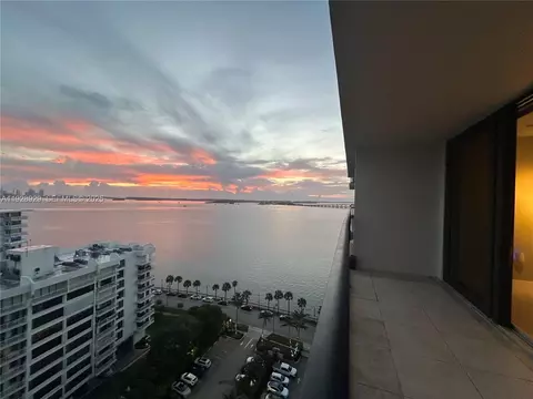 1450 Brickell Bay Dr #1706, Miami, FL 33131