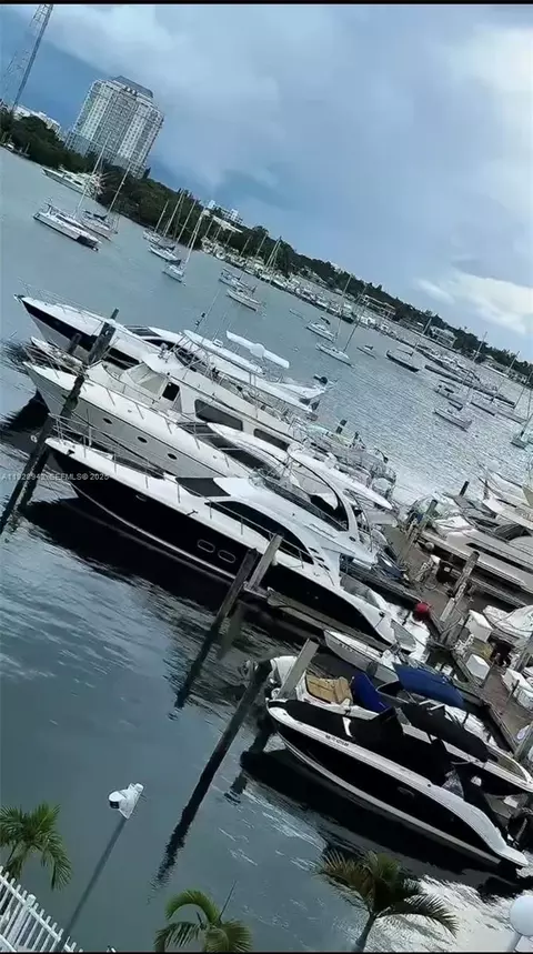 7904 West Dr #315, North Bay Village, FL 33141