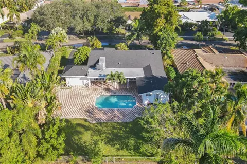 4740 N 31st Ct, Hollywood, FL 33021