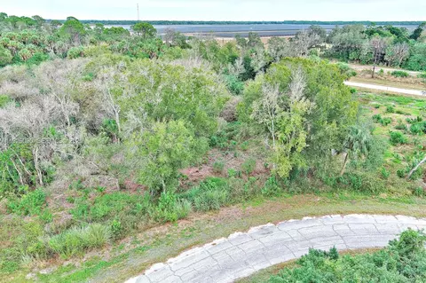 173 Carousel Ave, La Belle, FL 33935 photo 3