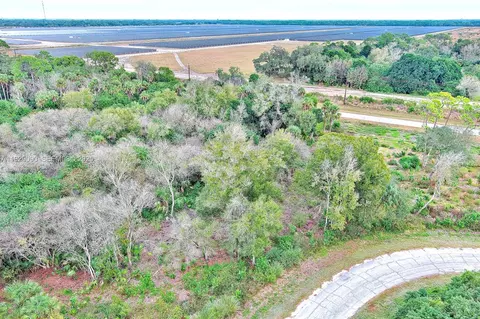 173 Carousel Ave, La Belle, FL 33935 photo 5