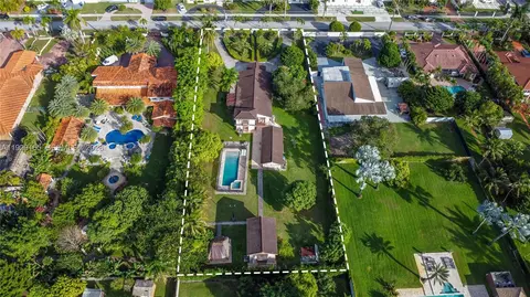 300 SW 123rd Ave, Miami, FL 33184