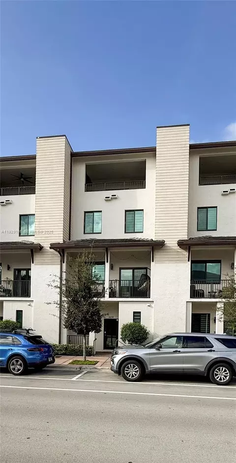 4654 NW 84th Ave, Doral, FL 33166