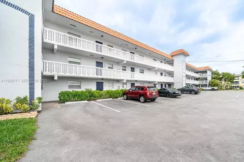 1400 NE 57th St #205, Fort Lauderdale, FL 33334
