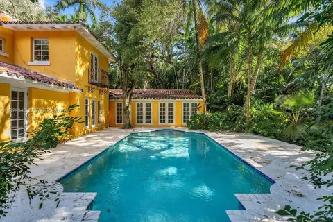 4190 Ingraham Hwy, Miami, FL 33133