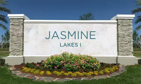 4705 SW 62nd Ave #104, Davie, FL 33314