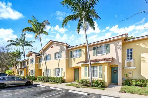 1935 SW 60th Ter, North Lauderdale, FL 33068