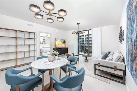 1000 Brickell Plz #4005, Miami, FL 33131