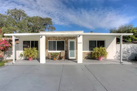 3119 NW 169th Ter, Miami Gardens, FL 33056