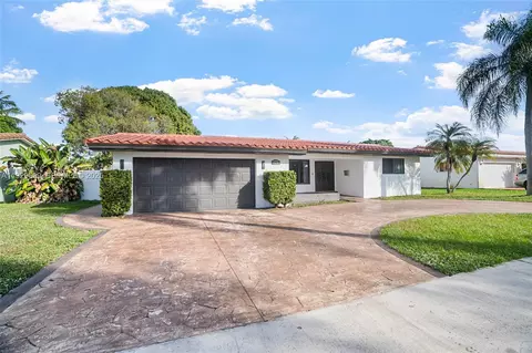 5223 Monroe St, Hollywood, FL 33021